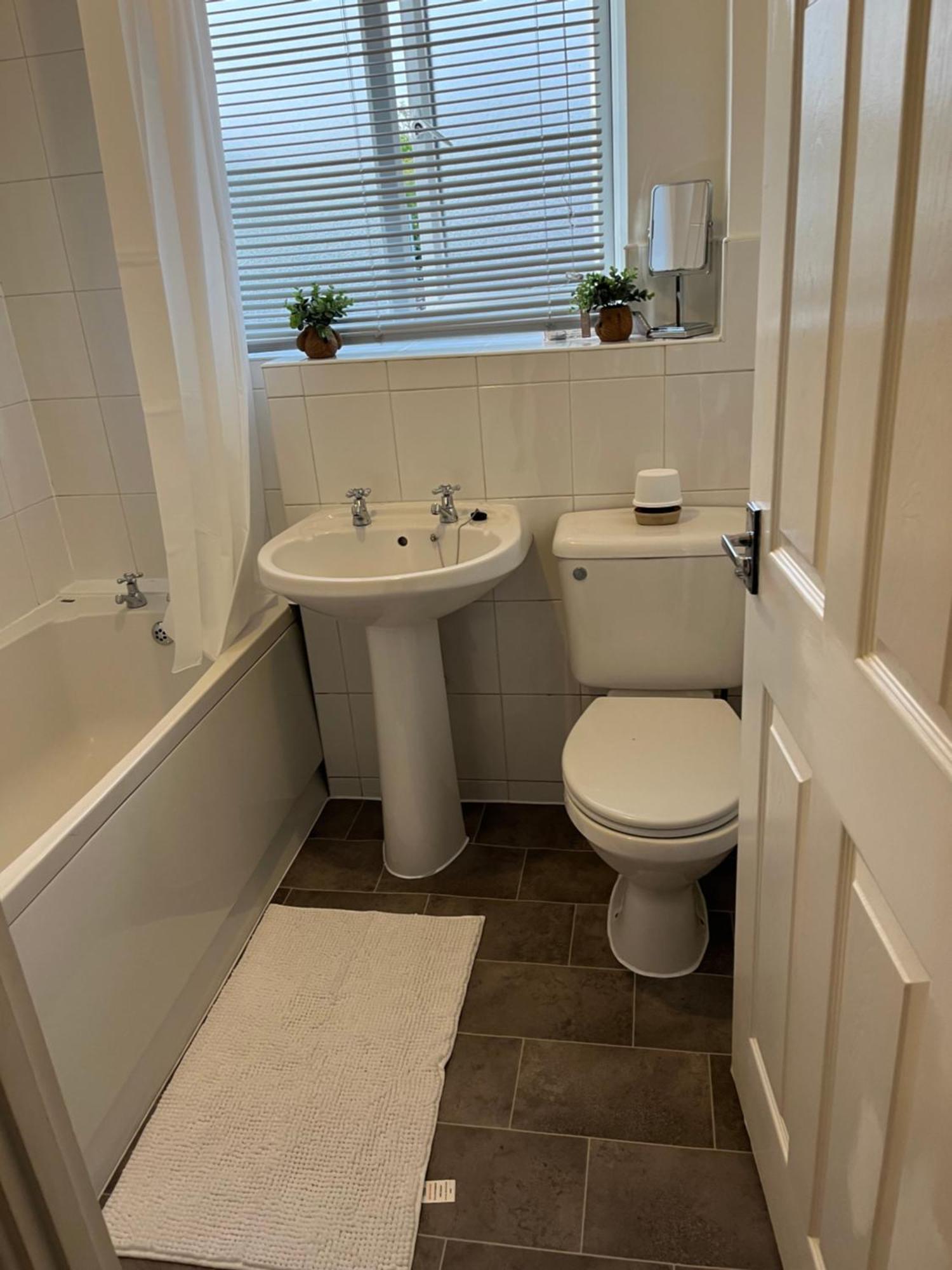Kettering Service Accomodation 2Brh Freeparking Wifi Smart Tv Tea & Coffee Dış mekan fotoğraf